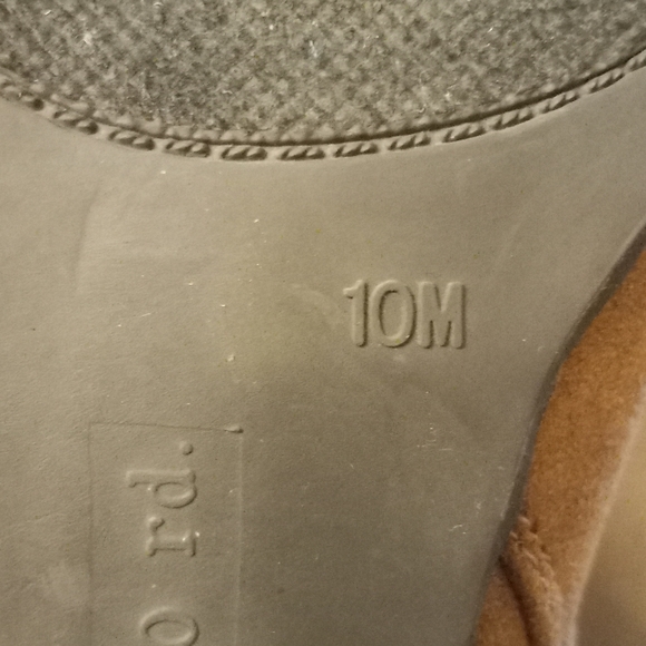 INDIGO RD. Faux Suede Tan Booties with Stacked Heels. Bow Tie Side. Sz 10 - Picture 7 of 7